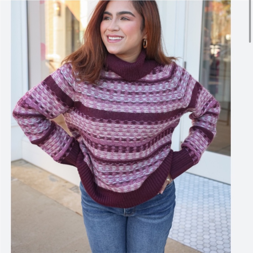 Evereve Sweater - Petra Pullover - Burgundy/Pink - Size Small